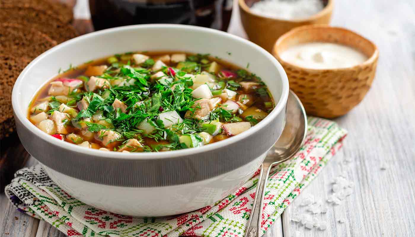 Самый летний суп окрошка — как ее приготовить, чтобы не возникло проблем с желудком